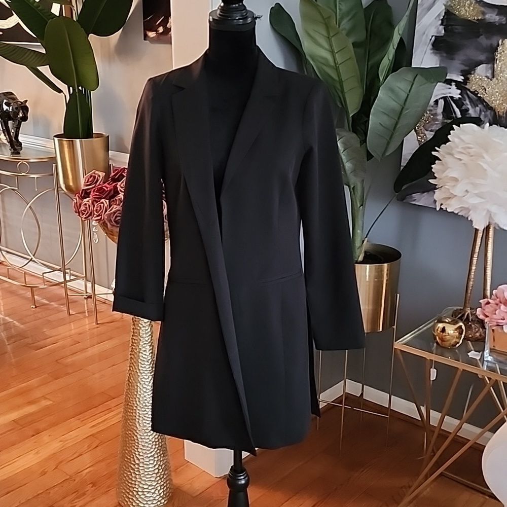 Bcbgmaxazria  black blazer sz small